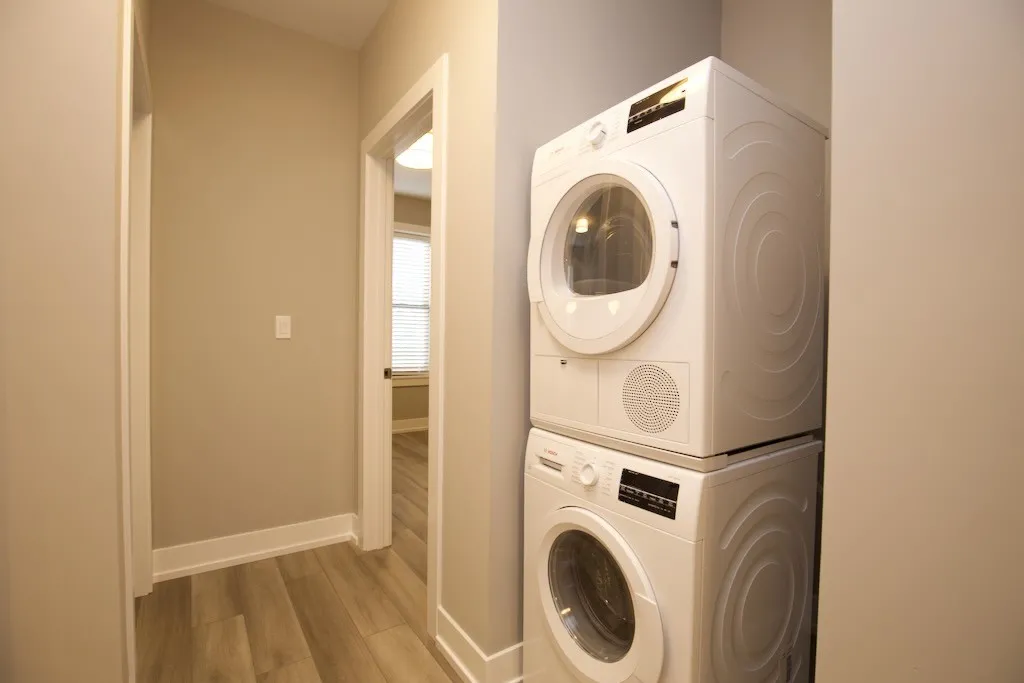 3933 N Janssen Ave, , 60613, USA 60613-unit#2S-Chicago-IL