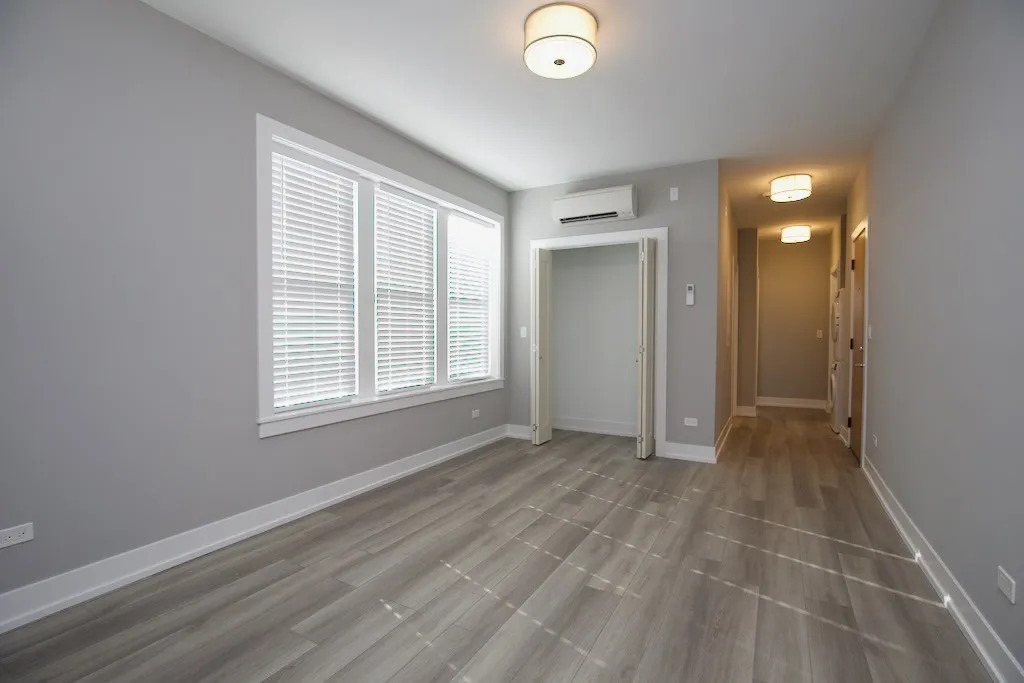 3933 N Janssen Ave, ,  60613, USA 60613-unit#3S-Chicago-IL