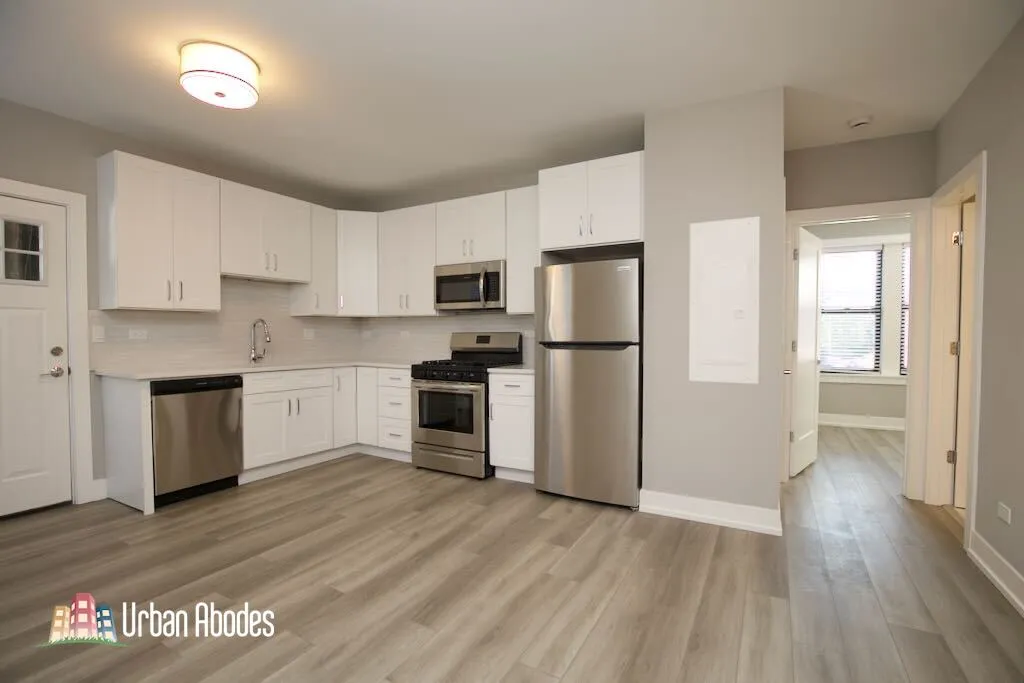 3939 N Janssen Ave, ,  60613, USA 60613-unit#1S-Chicago-IL