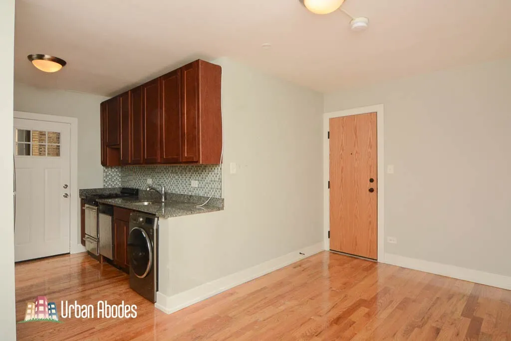 2906 N Mildred Ave, , 60657, USA 60657-unit#2M-Chicago-IL