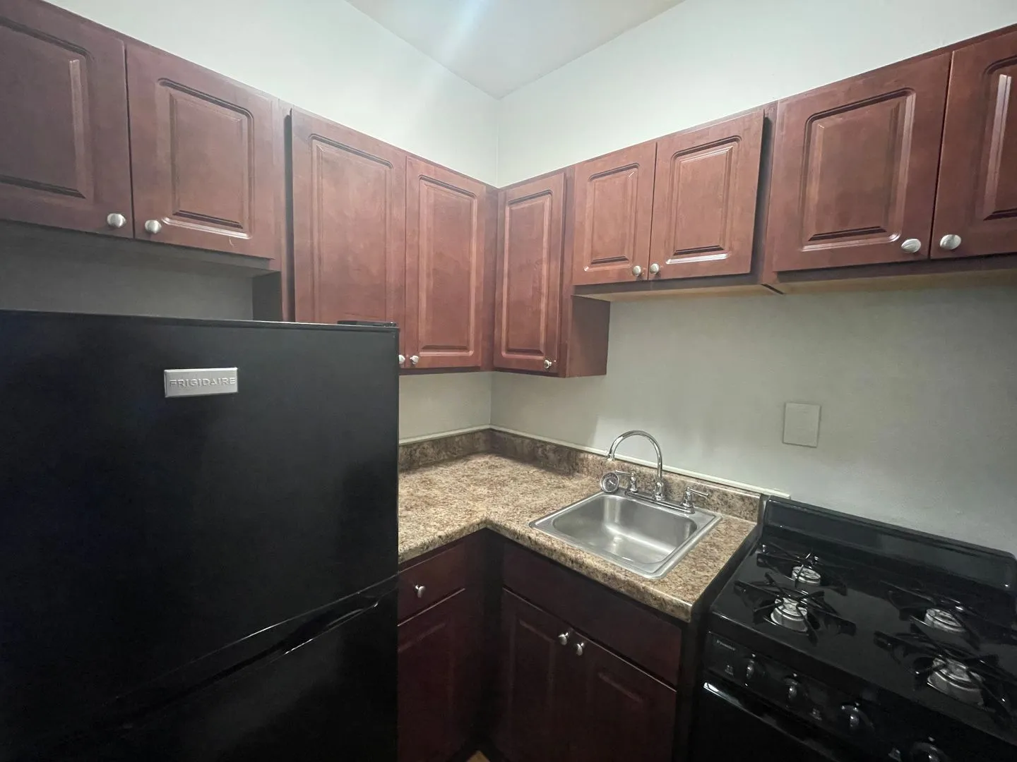 661 W Sheridan Rd, , 60613, USA 60613-unit#105-Chicago-IL