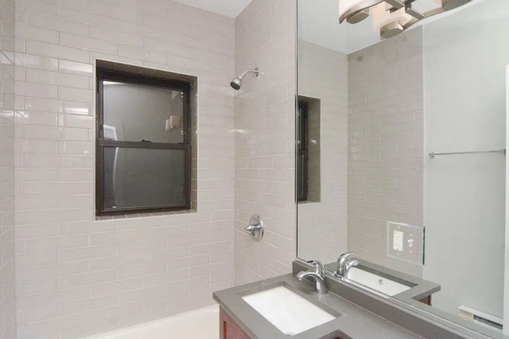 2906 N Mildred Ave, ,  60657, USA 60657-unit#2o-Chicago-IL