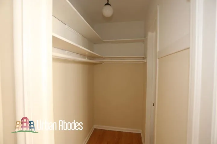 837 W Wolfram St, , 60657, USA 60657-unit#405-Chicago-IL