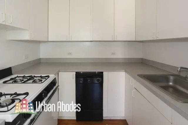 816 W Waveland Ave, ,  60613, USA 60613-unit#30-Chicago-IL