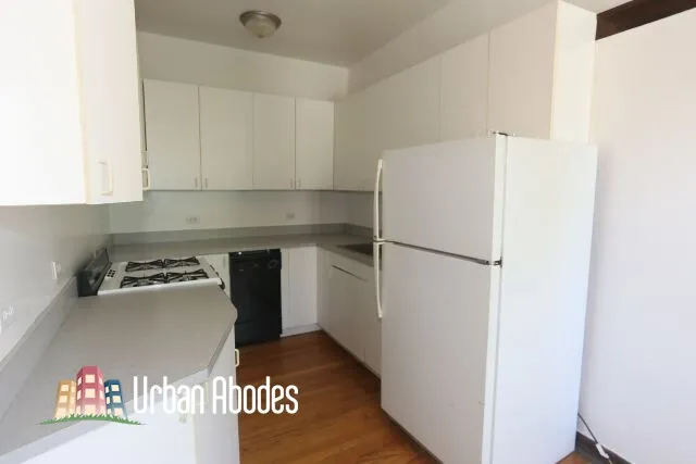 816 W Waveland Ave, ,  60613, USA 60613-unit#30-Chicago-IL