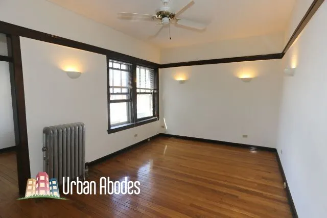 816 W Waveland Ave, ,  60613, USA 60613-unit#30-Chicago-IL