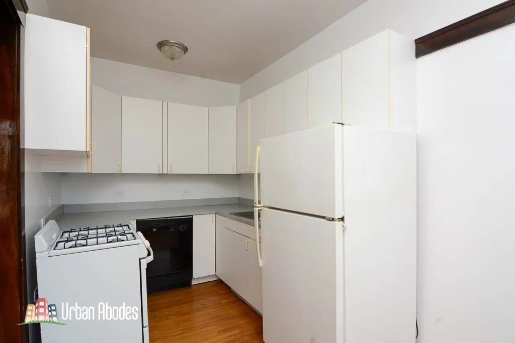 816 W Waveland Ave, , 60613, USA 60613-unit#27-Chicago-IL