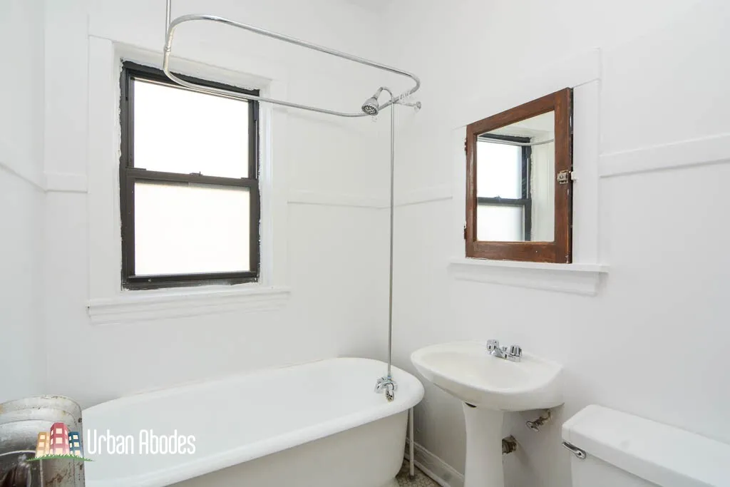 816 W Waveland Ave, , 60613, USA 60613-unit#27-Chicago-IL