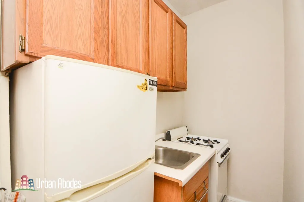 2827 N Burling St, ,  60657, USA 60657-unit#308-Chicago-IL