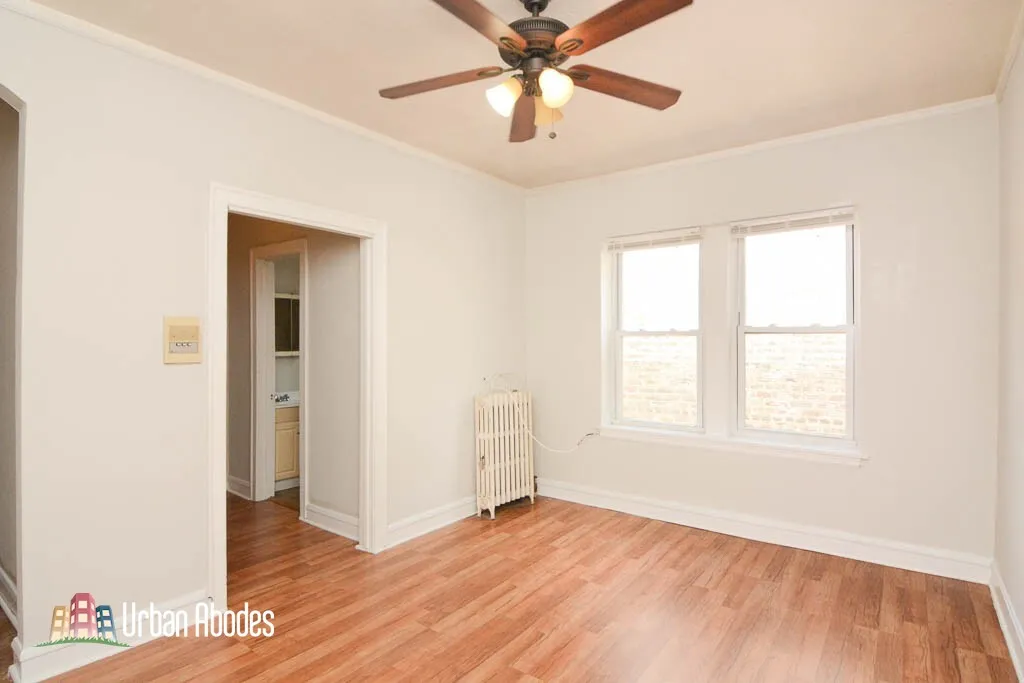 2827 N Burling St, ,  60657, USA 60657-unit#308-Chicago-IL