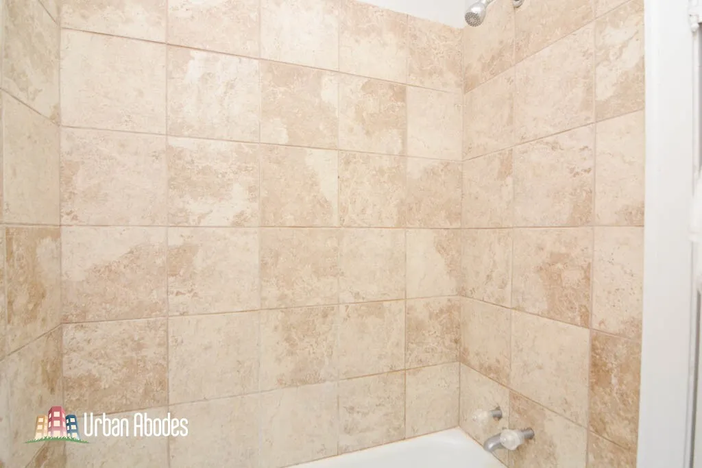 2827 N Burling St, ,  60657, USA 60657-unit#308-Chicago-IL