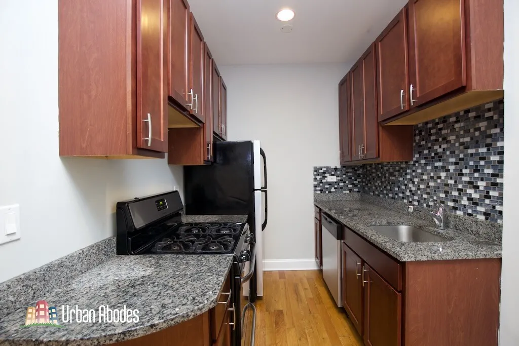 2244 W Wilson Ave, ,  60625, USA 60625-unit#204-Chicago-IL