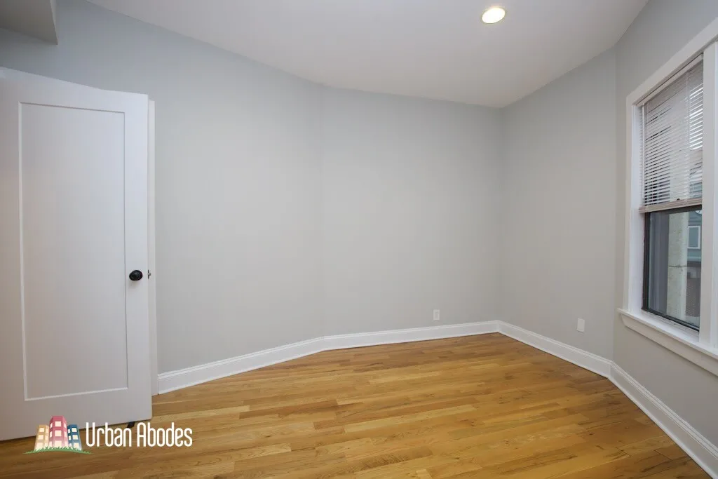 2244 W Wilson Ave, ,  60625, USA 60625-unit#204-Chicago-IL