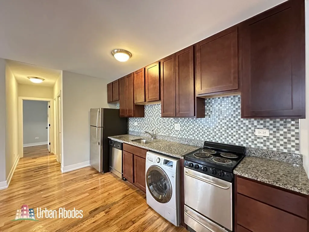 536 W Arlington Pl, ,  60614, USA 60614-unit#008-Chicago-IL