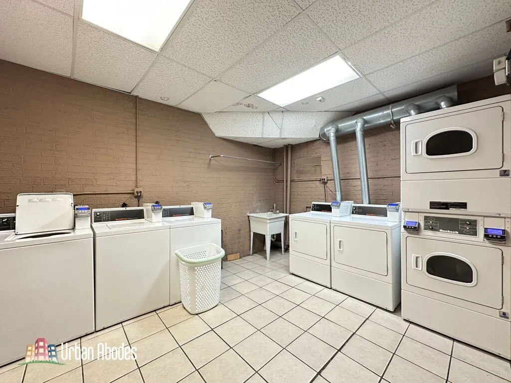 536 W Arlington Pl, ,  60614, USA 60614-unit#008-Chicago-IL