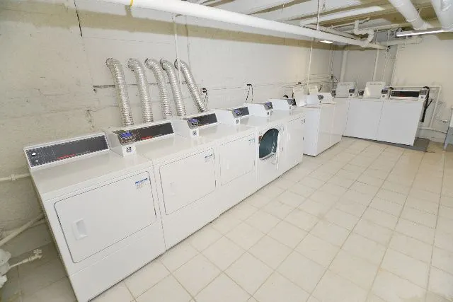 612 W Patterson Ave, , 60613, USA 60613-unit#209-Chicago-IL