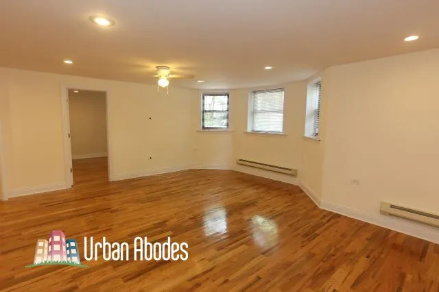 1115 W Oakdale Ave, ,  60657, USA 60657-unit#G-Chicago-IL