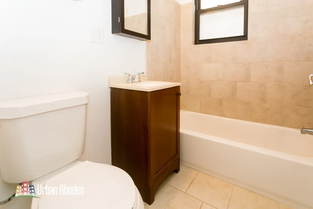 540 W Wellington Ave, ,  60657, USA 60657-unit#212-Chicago-IL