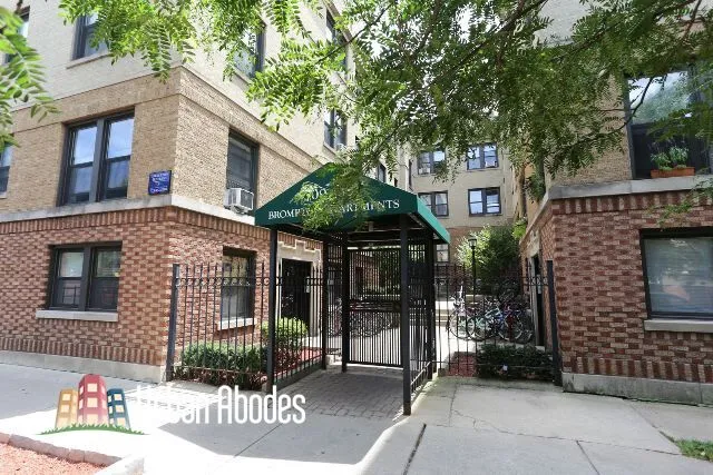 711 W Brompton Ave, ,  60657, USA 60657-unit#54-Chicago-IL