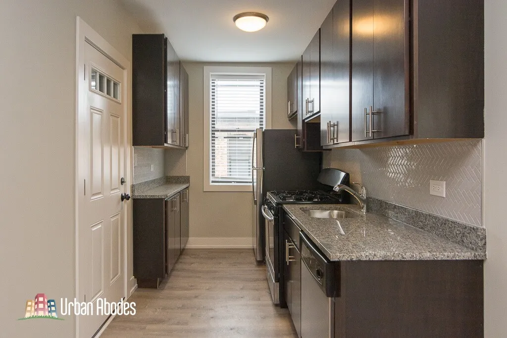 711 W Brompton Ave, ,  60657, USA 60657-unit#54-Chicago-IL