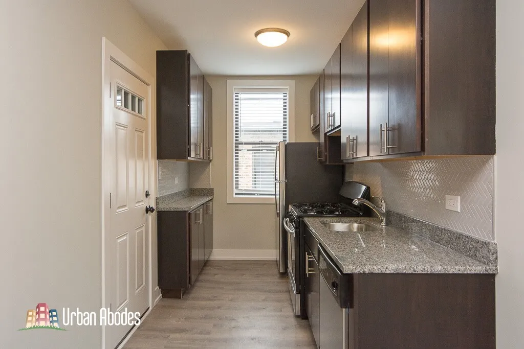 711 W Brompton Ave, ,  60657, USA 60657-unit#54-Chicago-IL
