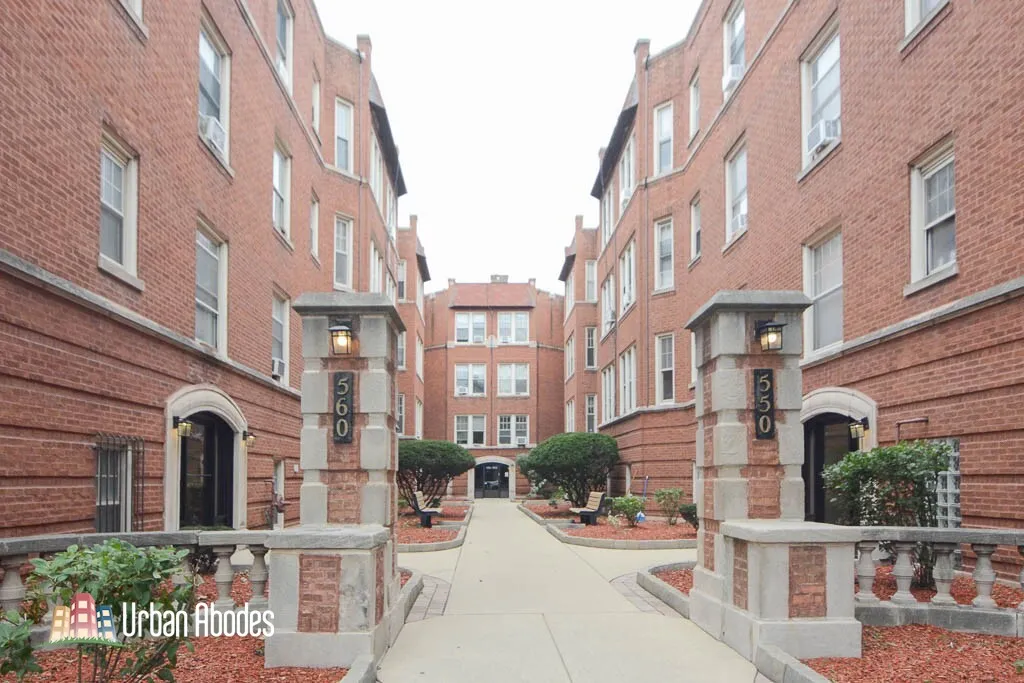 552 W Aldine Ave, , 60657, USA 60657-unit#1S-Chicago-IL