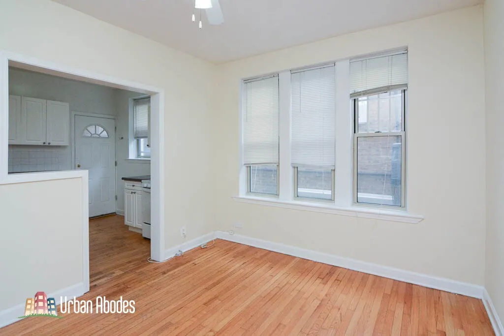 552 W Aldine Ave, ,  60657, USA 60657-unit#1S-Chicago-IL