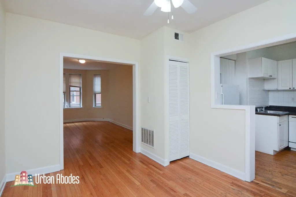 552 W Aldine Ave, ,  60657, USA 60657-unit#1S-Chicago-IL