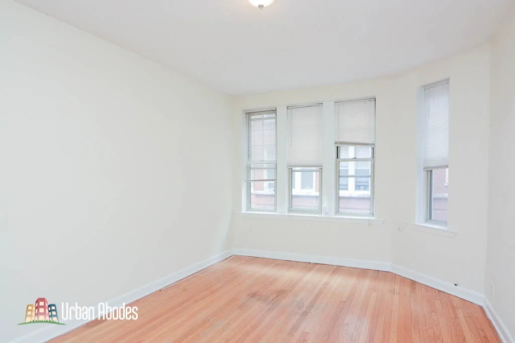 552 W Aldine Ave, ,  60657, USA 60657-unit#1S-Chicago-IL