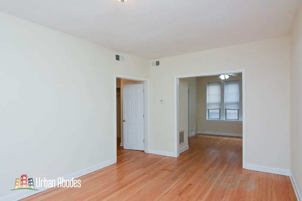 552 W Aldine Ave, ,  60657, USA 60657-unit#1S-Chicago-IL