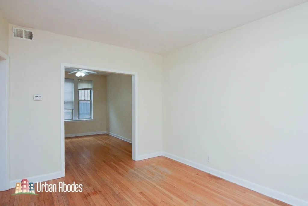 552 W Aldine Ave, ,  60657, USA 60657-unit#1S-Chicago-IL