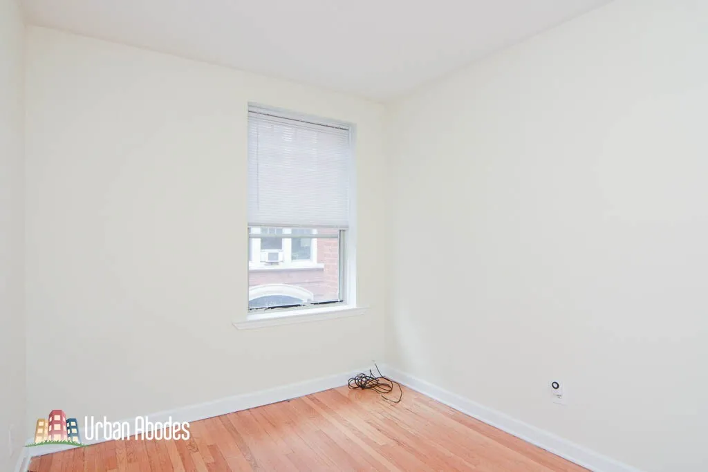 552 W Aldine Ave, ,  60657, USA 60657-unit#1S-Chicago-IL