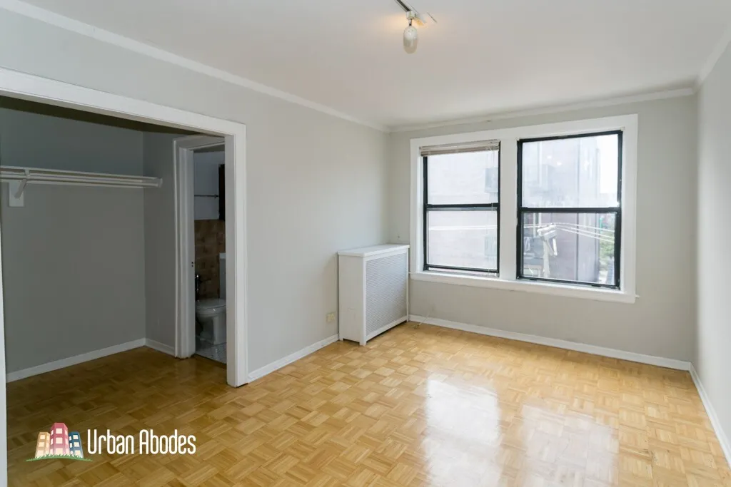 739 W Belmont Ave, ,  60657, USA 60657-unit#415-Chicago-IL