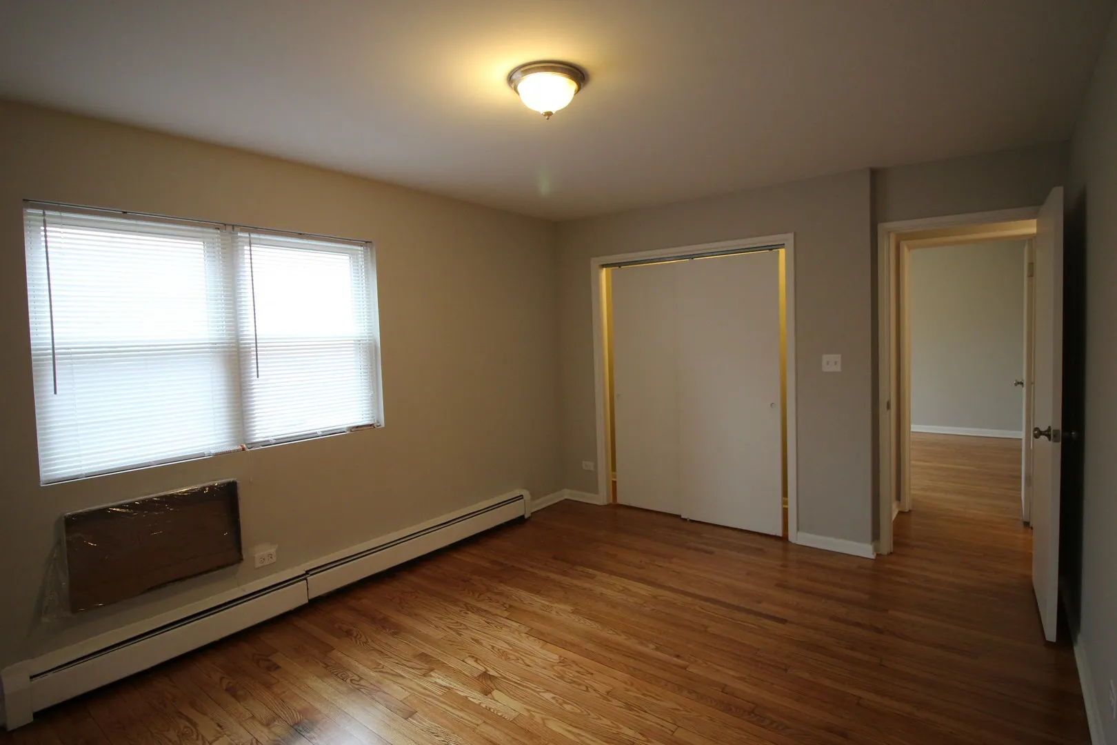 1642 W Morse Ave, ,  60626, USA 60626-unit#3S-Chicago-IL