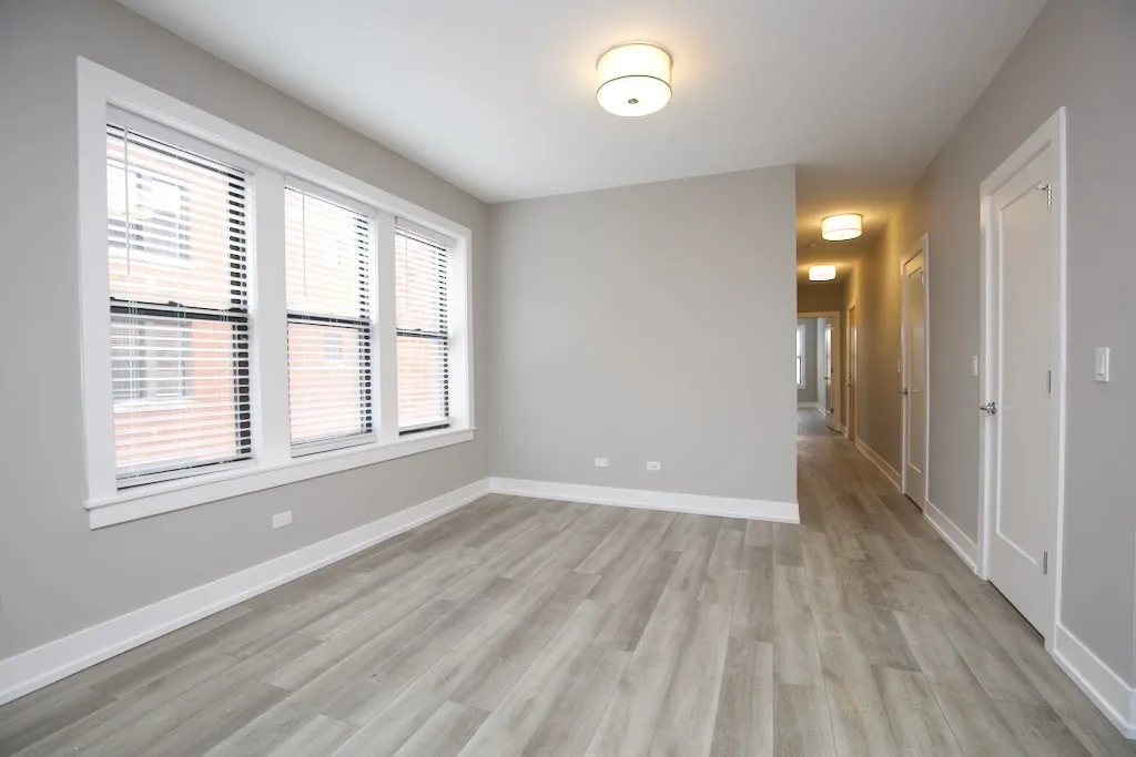 3943 N Janssen Ave, ,  60613, USA 60613-unit#2S-Chicago-IL