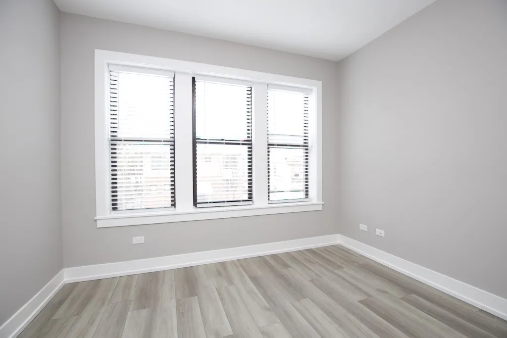 3943 N Janssen Ave, ,  60613, USA 60613-unit#2S-Chicago-IL