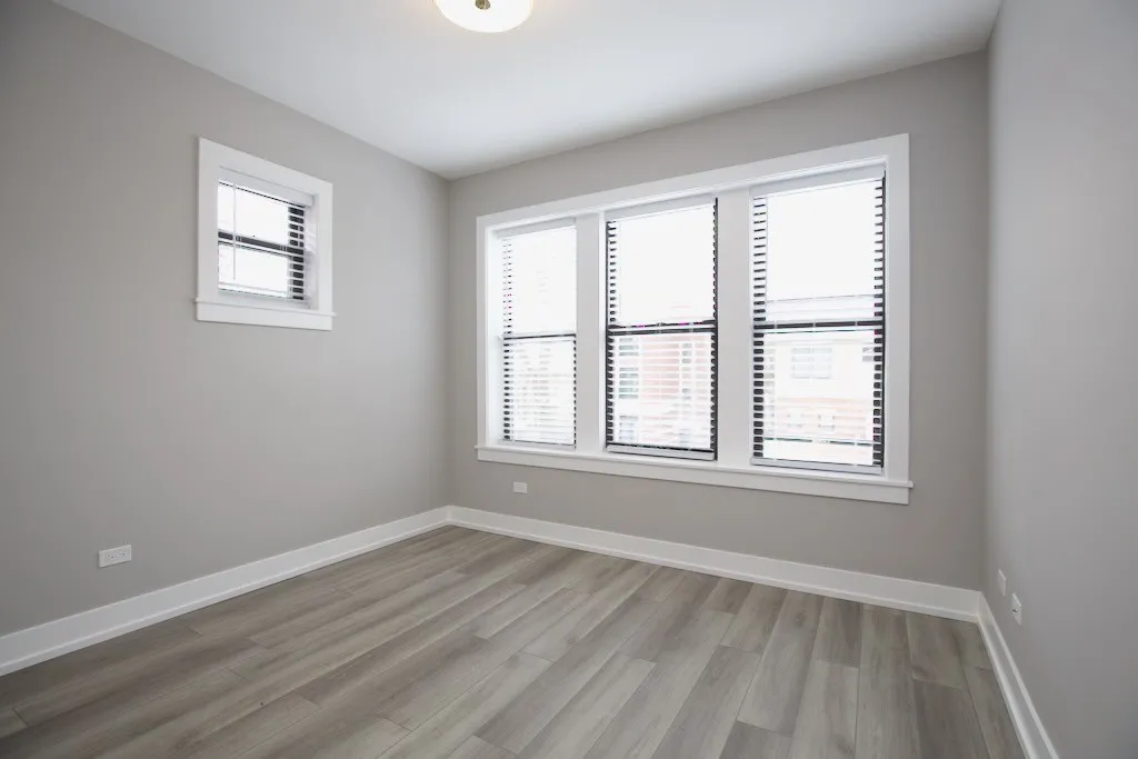 3943 N Janssen Ave, ,  60613, USA 60613-unit#2S-Chicago-IL