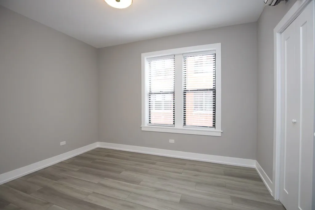 3943 N Janssen Ave, ,  60613, USA 60613-unit#2S-Chicago-IL