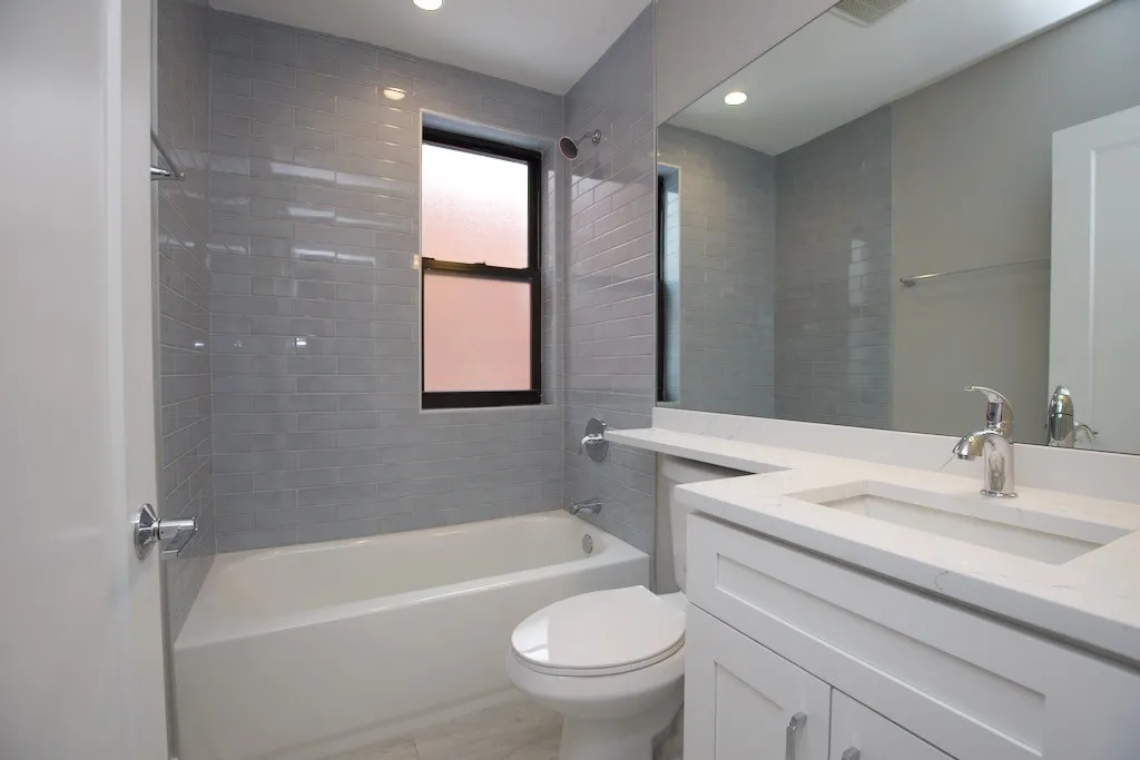 3943 N Janssen Ave, ,  60613, USA 60613-unit#2S-Chicago-IL