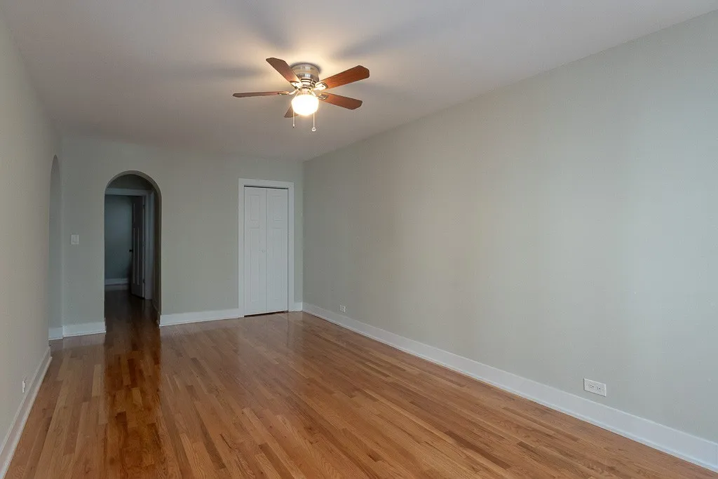 425 W Roscoe St, ,  60657, USA 60657-unit#401-Chicago-IL