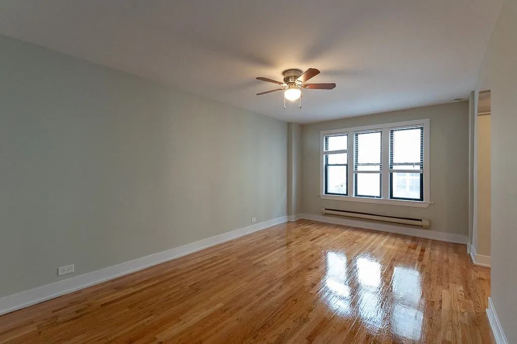 425 W Roscoe St, ,  60657, USA 60657-unit#401-Chicago-IL