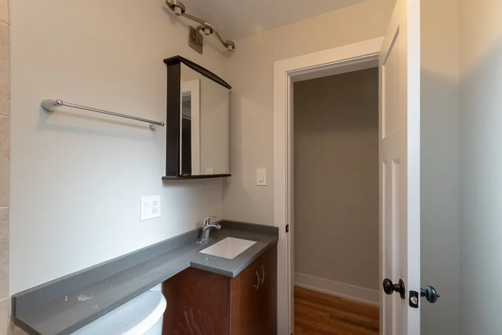 425 W Roscoe St, ,  60657, USA 60657-unit#401-Chicago-IL