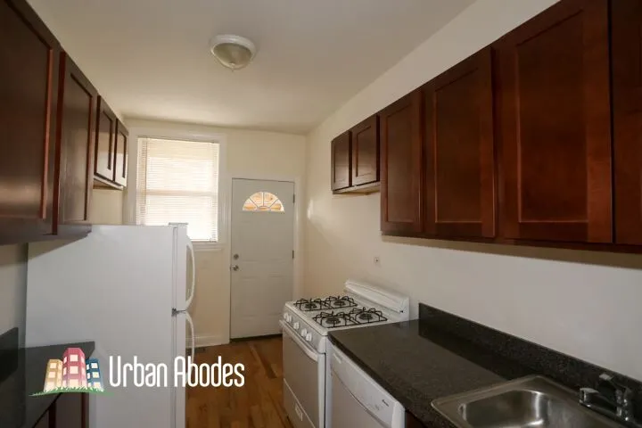 827 W Waveland Ave, ,  60613, USA 60613-unit#1N-Chicago-IL