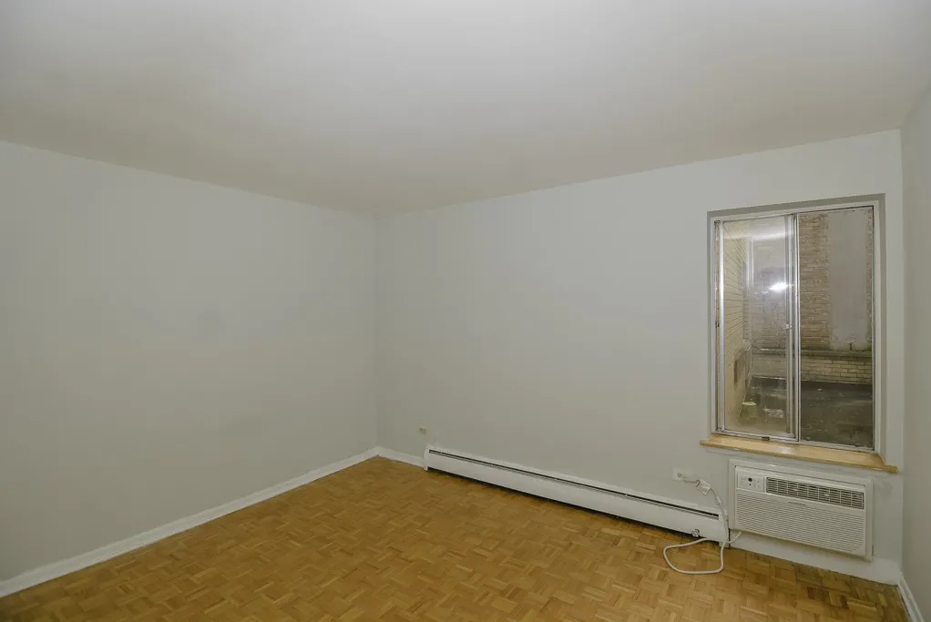 510 W Briar Pl, ,  60657, USA 60657-unit#205-Chicago-IL