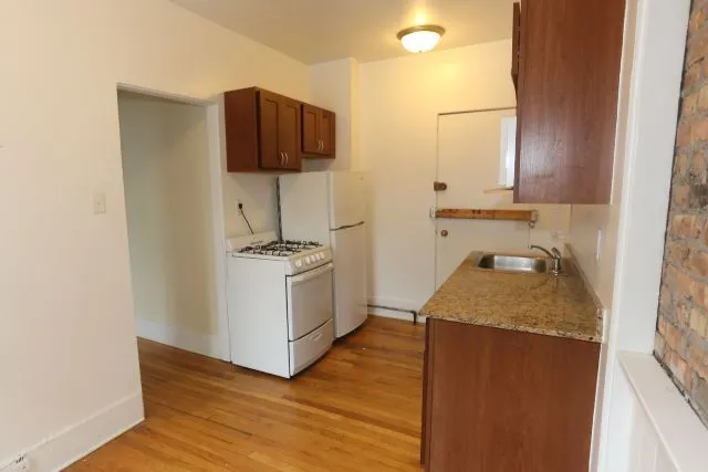 957 W Cornelia Ave, , 60657, USA 60657-unit#1B-Chicago-IL