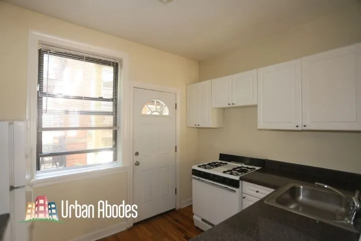 721 W Barry Ave, , 60657, USA 60657-unit#1A-Chicago-IL