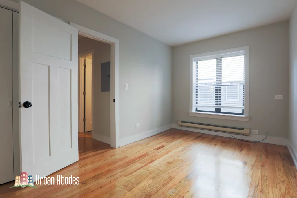 821a W Cornelia Ave, ,  60657, USA 60657-unit#211-Chicago-IL
