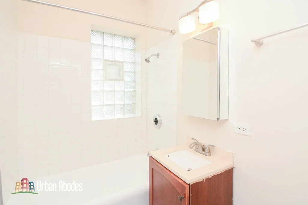 4614 N Paulina St, ,  60640, USA 60640-unit#402-Chicago-IL