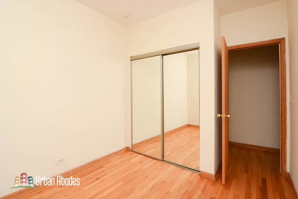 635 W Barry Ave, , 60657, USA 60657-unit#201-Chicago-IL