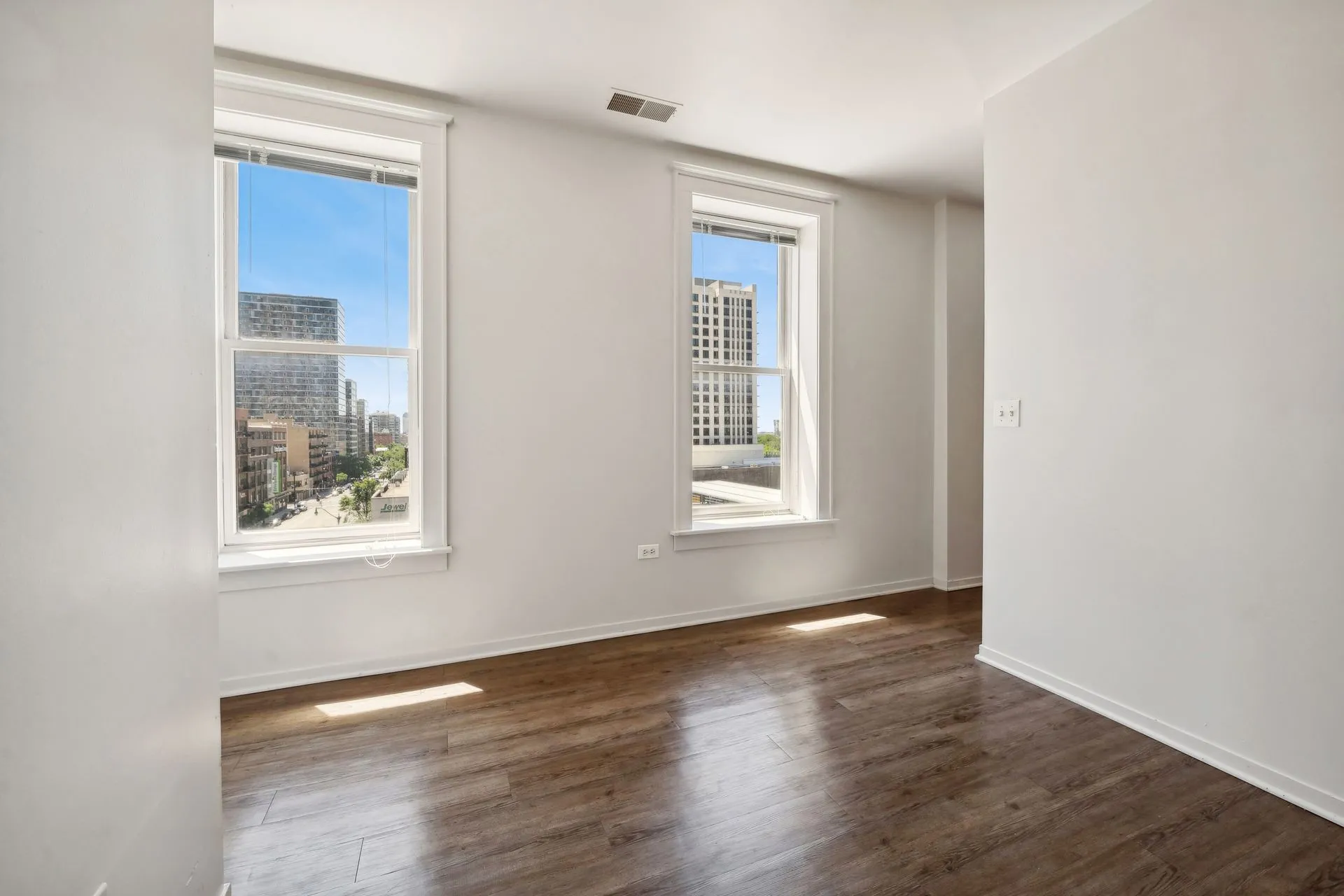 30 E Roosevelt Rd, , 60605, USA 60605-unit#404-Chicago-IL